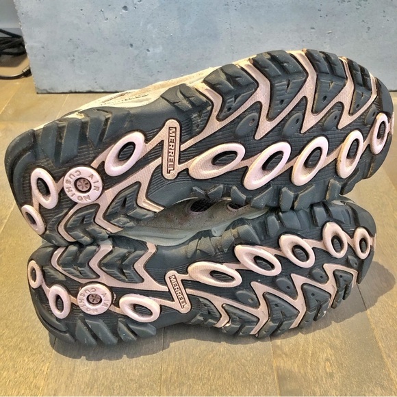 MERRELL Outdoor Hiking Grey & Pink Sneakers Trainers Winter Shoes Women US 7. - Picture 4 of 12